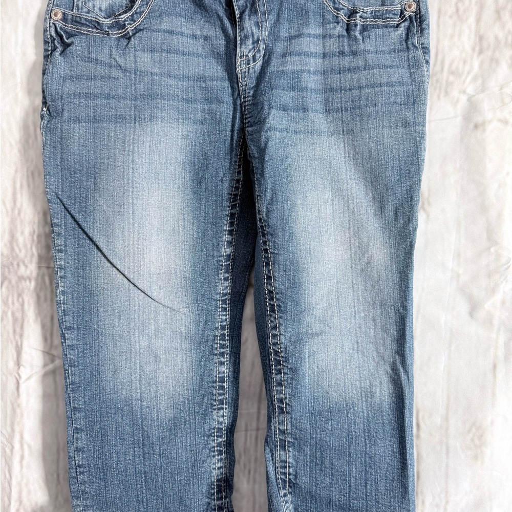 Myth of Jade size 6 Denim Capris embellished pockets